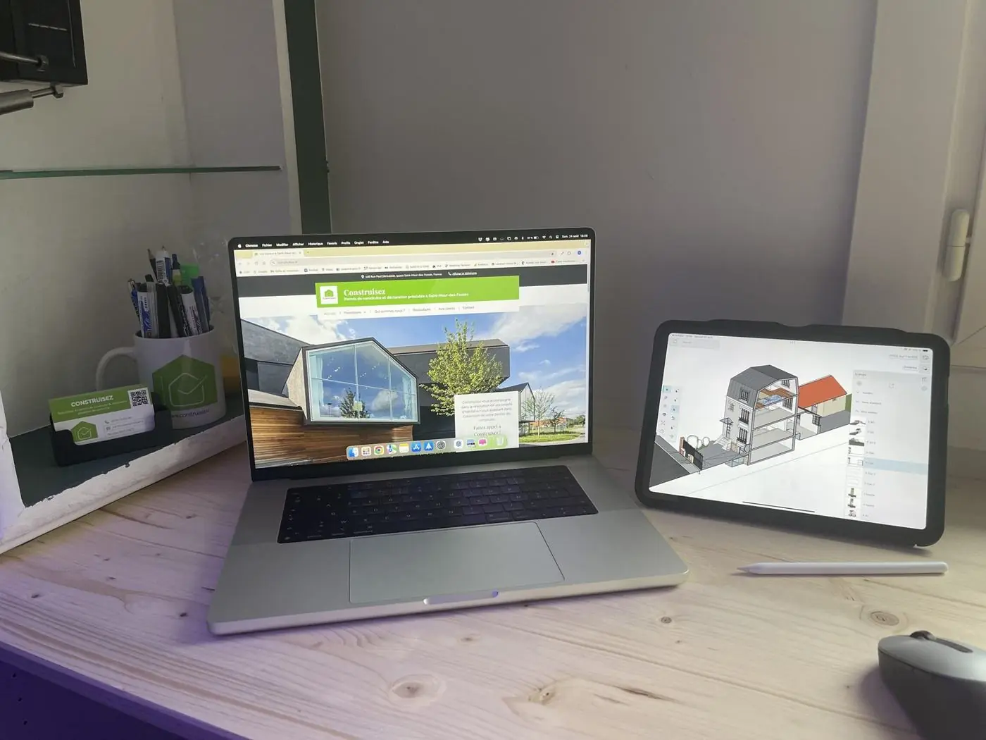 Le bureau du cabinet Construisez à Saint-Maur-des-Fossés — conception 3D des dossiers de permis de construire