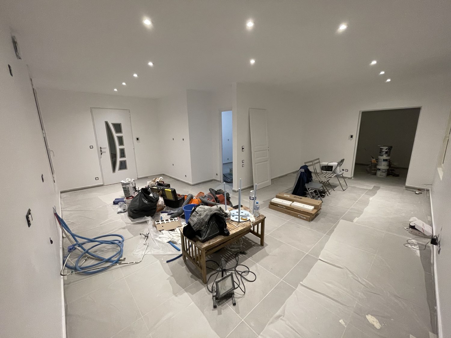 Fin de chantier d'un projet de rénovation intérieure accompagné par Construisez
