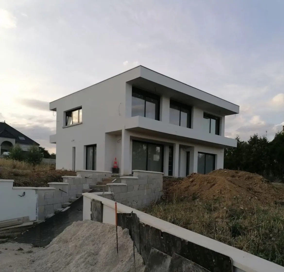 Maison contemporaine à Marcoussis (91) — permis de construire modificatif en cours de chantier