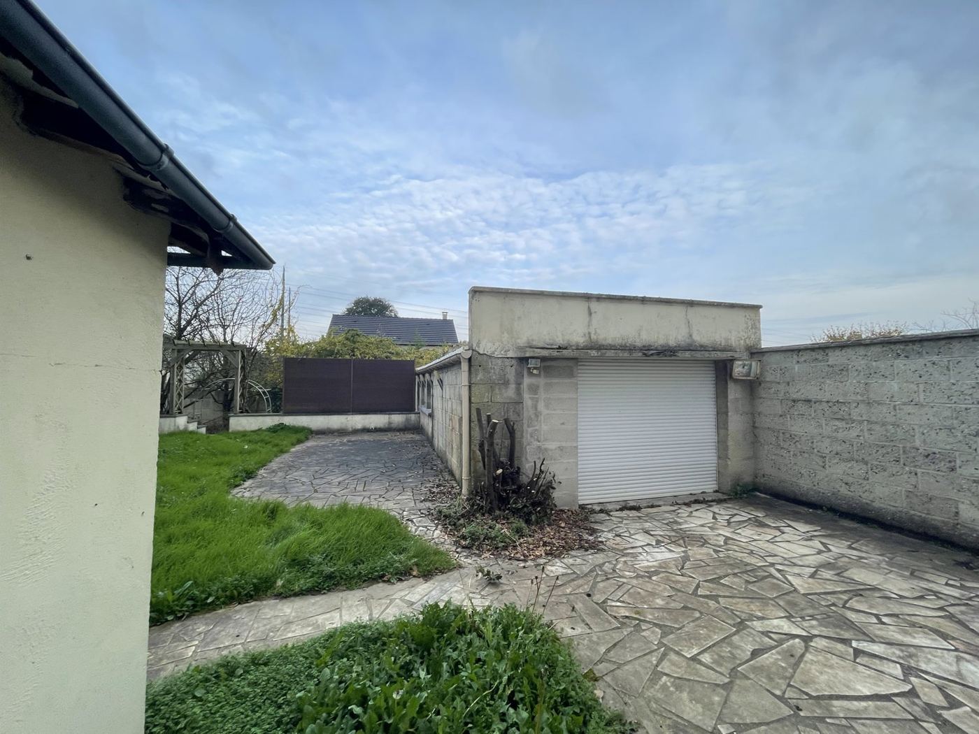 Maison existante avant surélévation à Persan (95)