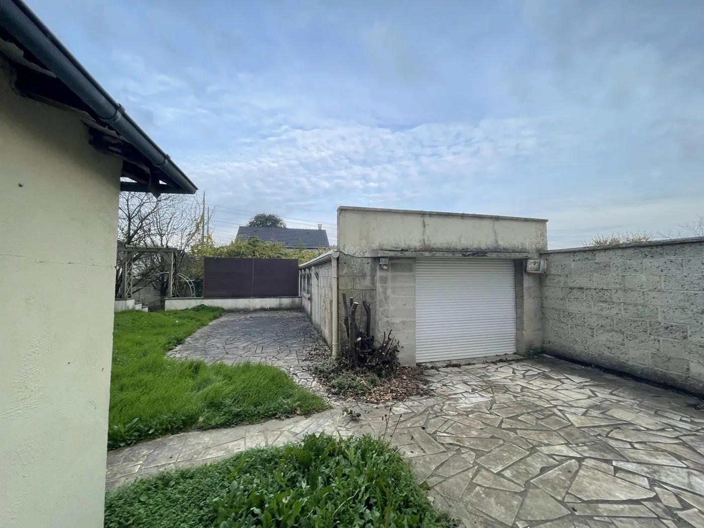 Maison existante avant surélévation à Persan (95)